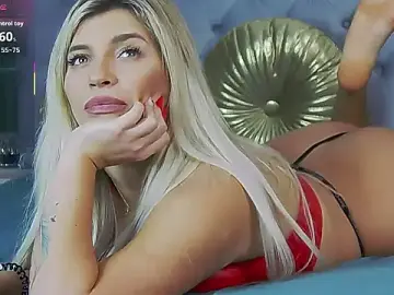 Stripchat Live Sex of Lorehottie