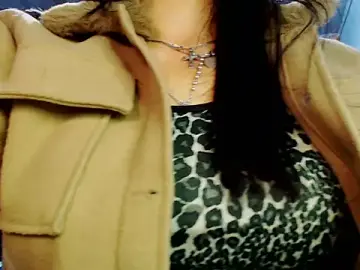 Stripchat Free Live Porn of sahtlove1