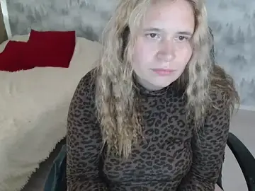 Stripchat Live Sex Cam of AdelinaLawson