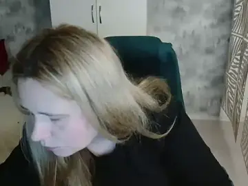 Stripchat Best Webcam of AdelinaLawson