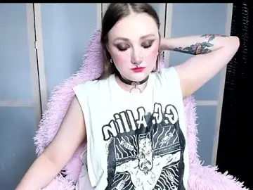 Stripchat Live Sex Cam of YourDyingBride