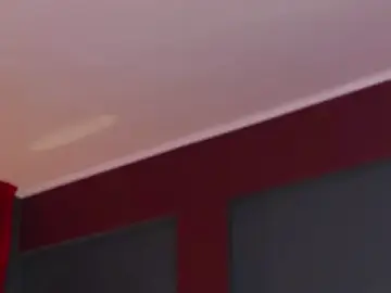 Stripchat Sex Cam of Emmelyn