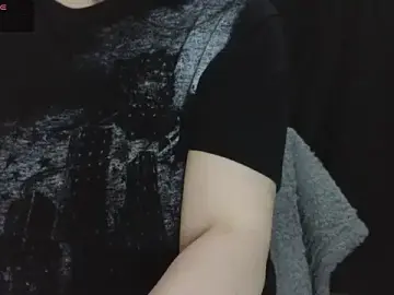 Stripchat Sex Cam of Mia_G0ld