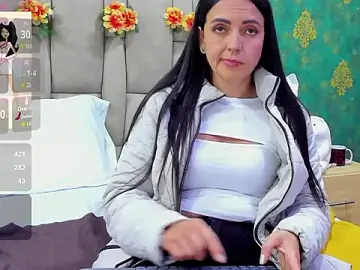 Stripchat Adult Webcam of SuzanSmithh