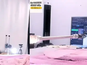 Stripchat Sex Cam of Kaila_Miller