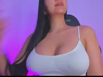 Stripchat Free Porn Cam of nathyy_garcia