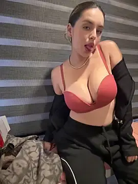 Stripchat Best live sex cam show of Alirawrz