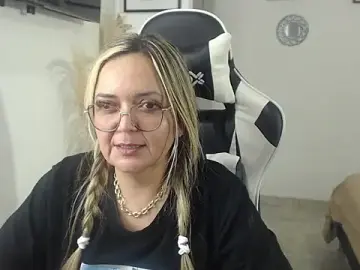 Stripchat Live Sex of samy_vsn