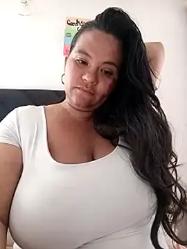 Stripchat Adult Webcam of Julieta-tits