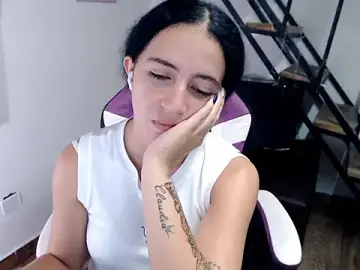 Stripchat Live Sex Cam of samantha_baby_