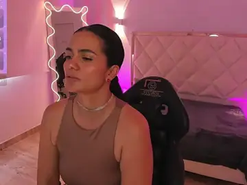 Stripchat Live Porn of Rosalind_tay