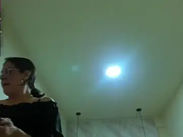 Stripchat Watch Live Sex Cams of Luciifeer_