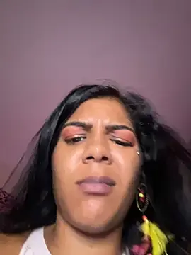 Stripchat Live Sex Cam of Indiazinhax