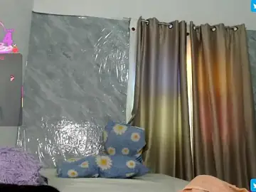 Stripchat Live Sex Cam of MARIELSINS_1111