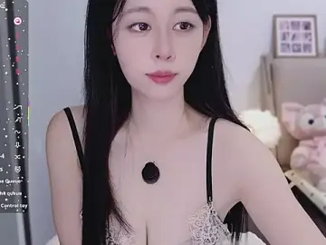 Stripchat Free Porn Cam of Yoyuyuy