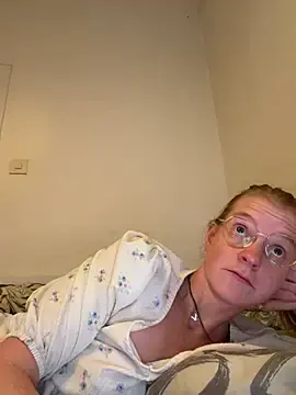 Stripchat Watch Live Sex Cams of jannis1992