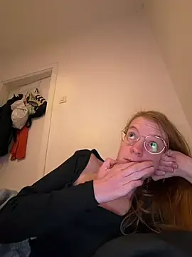 Stripchat Adult Video Chat of jannis1992