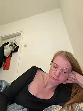 Stripchat Sex Cam of jannis1992