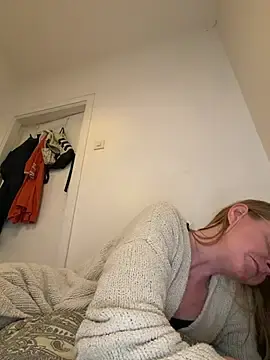 Stripchat Live Sex Cam of jannis1992