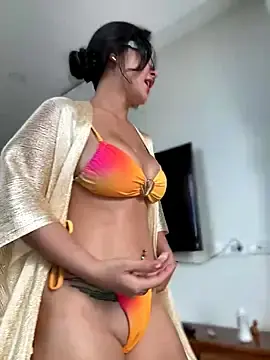 Stripchat Live Sex of OUTDOOR_QUEEN010