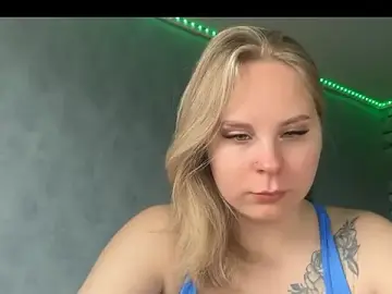 Stripchat Watch Live Sex Cams of Thalia__Star