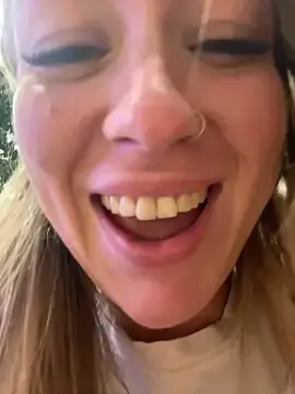Stripchat Free Live Porn of Sweet___Emily