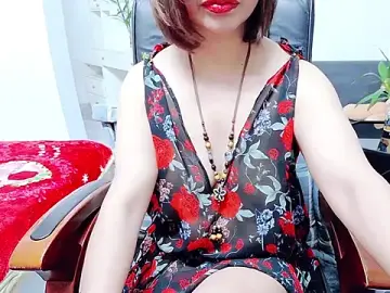Stripchat Adult Webcam of Miu-Le