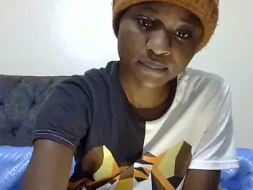 Stripchat Free Porn Cam of SweetTemptationKE