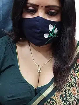 Stripchat Free Porn Cam of Queenflowerr