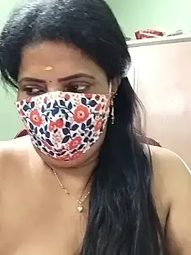 Stripchat Sex Cam of abinaya26