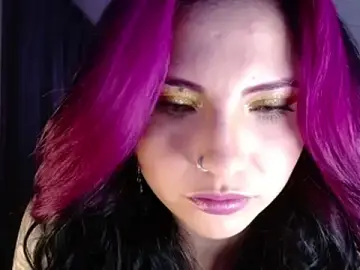 Stripchat Live Sex of black_wiidow