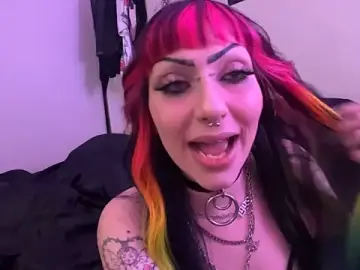 Stripchat Free Live Porn of ChrryFoxx
