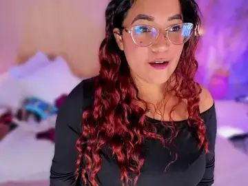 Stripchat Free Porn Cam of MelissaKarterrs