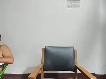 Stripchat Adult Webcam of tetasgrandes_karol