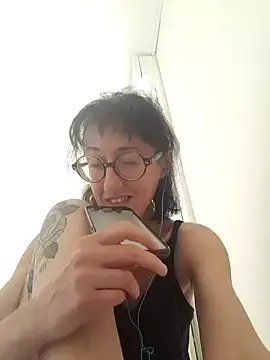 Stripchat Live Sex Cam of LEA38FRANCH