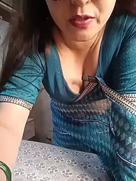 Stripchat Sex Cam of naughtymadam