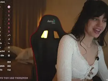 Stripchat Nude Webcam of oxxme