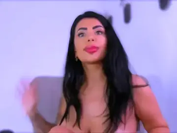 Stripchat Live Sex Cam of Moonamour