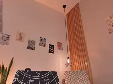 Stripchat Free Live Porn of PawgGirl18