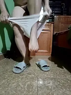 Stripchat Sex Cam of SexyQueen99