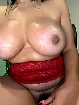 Stripchat Live Porn of SQUIRTINGQUEEN11