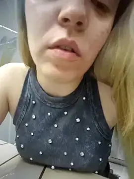 Stripchat Sex Cam of Lolitanatasha01