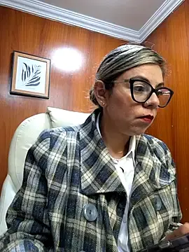 Stripchat Adult Webcams of _Cata-Office1