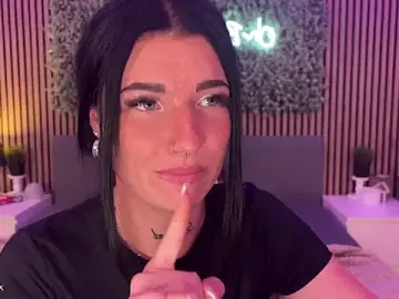 Stripchat Free Live Porn of LizaRoxx