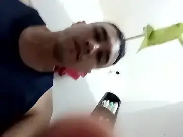 Stripchat Sex Cam of andres_dirtylover